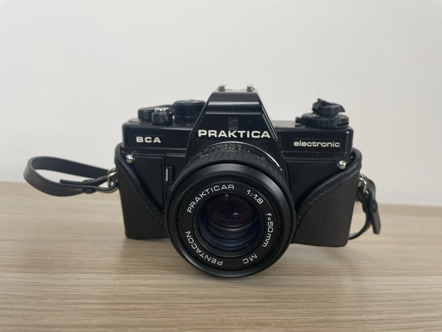 Fotocamera Praktica BCA Electronic Analogica Reflex 35 mm Flash Obiettivo Nero