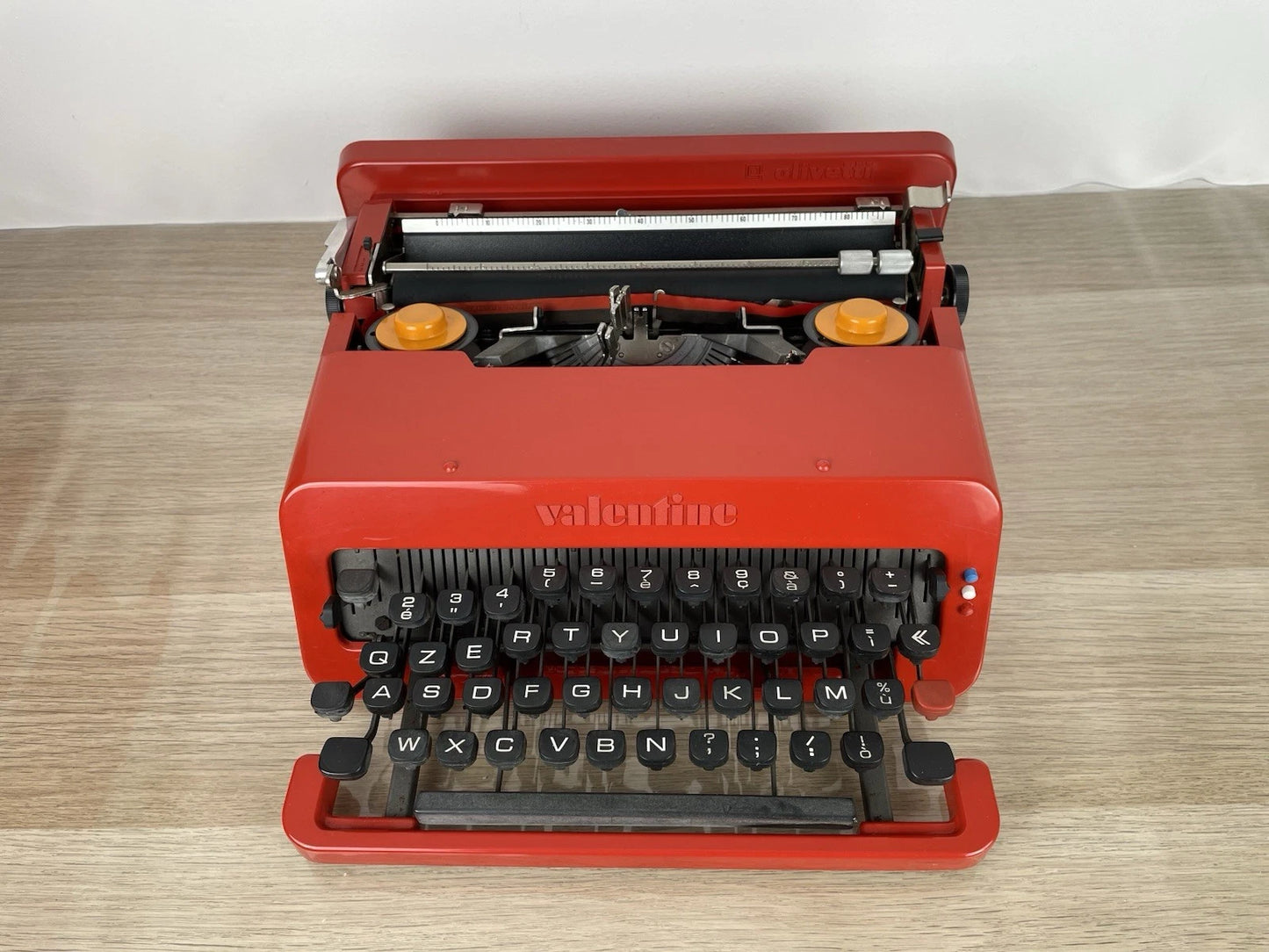 Macchina Per Scrivere Olivetti Valentine Ettore Sottsass Anni 70 MoMa NYC Rosso
