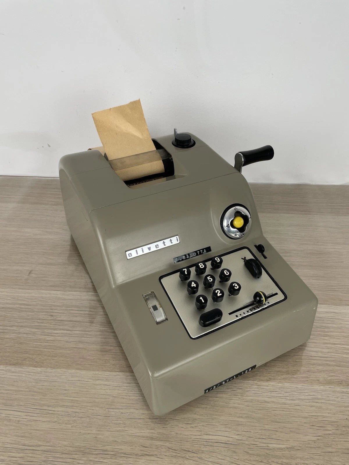 Olivetti Summa 15 Calcolatrice Meccanica Manuale Vintage Design Marcello Nizzoli