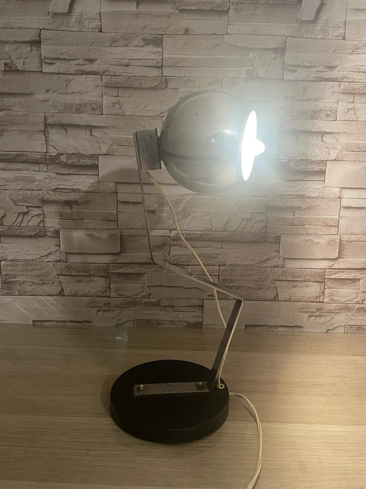 Lampada Da Tavolo Eyeball Space Age Vintage Anni 70 Argento E Nero Snodabile