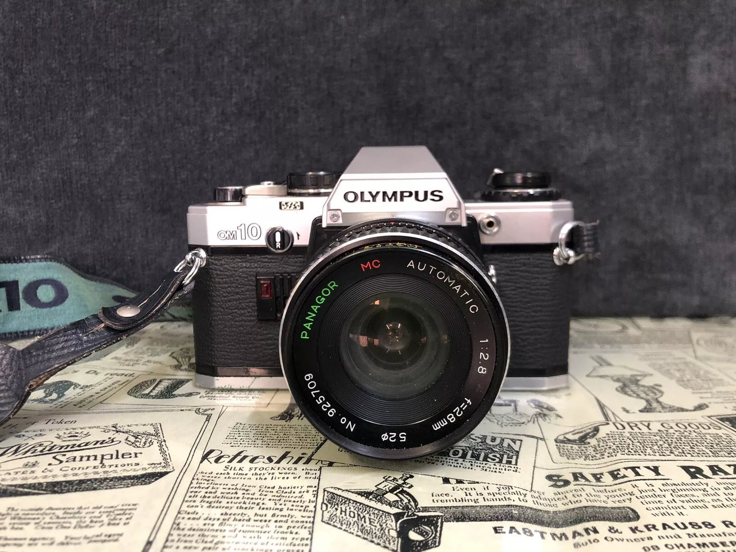 Fotocamera Analogica Reflex Olympus OM 10 35 MM Analogica Con Obiettivo Panagor
