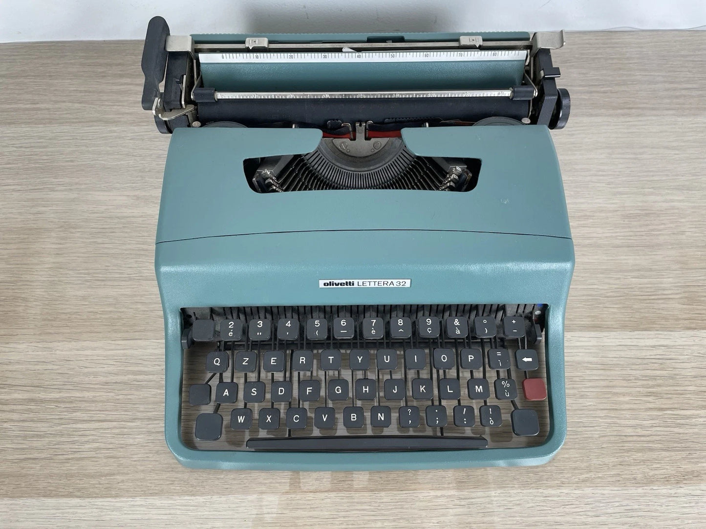 Macchina Da Scrivere Olivetti Lettera 32 Vintage Design Nizzoli Anni 60 Azzurra