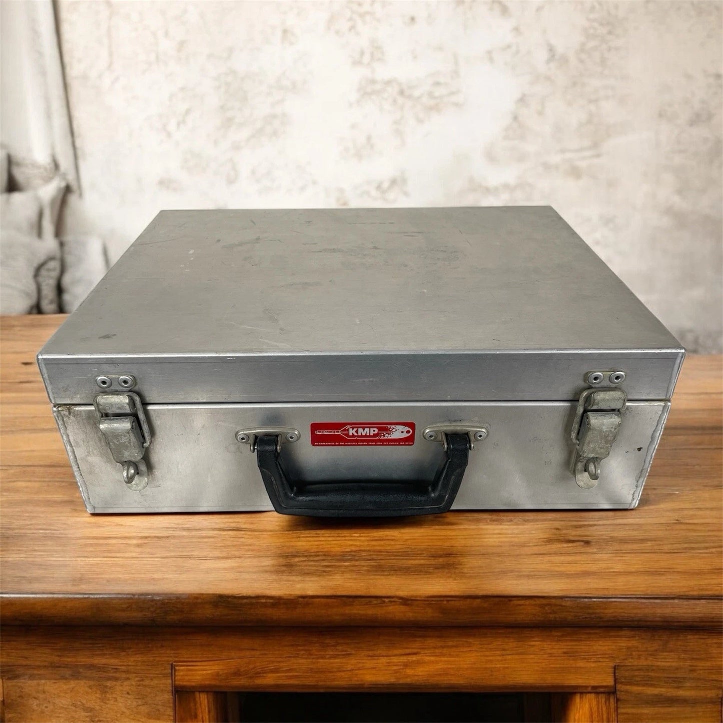 Valigia Tecnica KPM in Metallo Ermetica Vintage per Fotografia Strumenti Argento