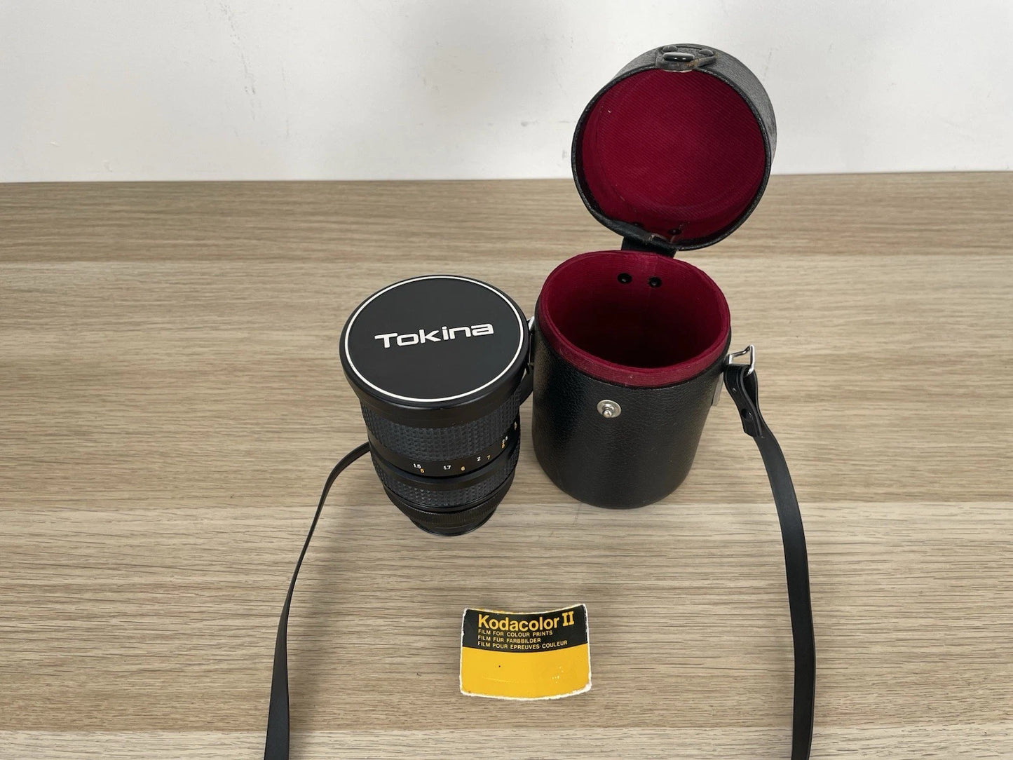 Obiettivo Fotografico RMC Tokina Focusing Macro Zoom 35-105mm Nero E Custodia