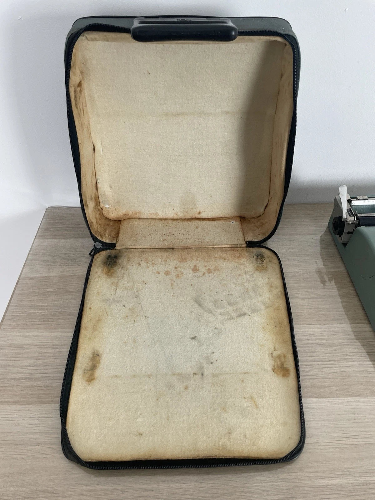 Macchina Da Scrivere Olivetti Lettera 32 Vintage Nizzoli Anni 60+Custodia