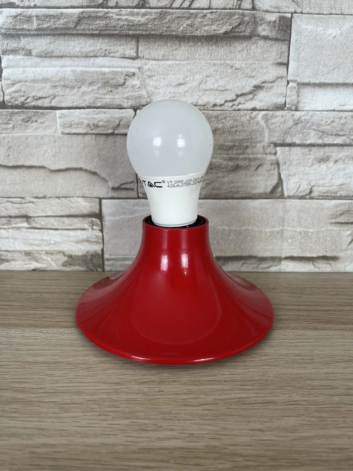 Lampada Da Muro Applique Teti Design Vico Magistretti Per Artemide Rosso Vintage