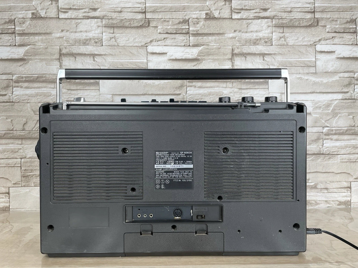 Boombox Ghettoblaster Sharp GF-6060 Stereo Cassette Deck Radio AM FM Argento