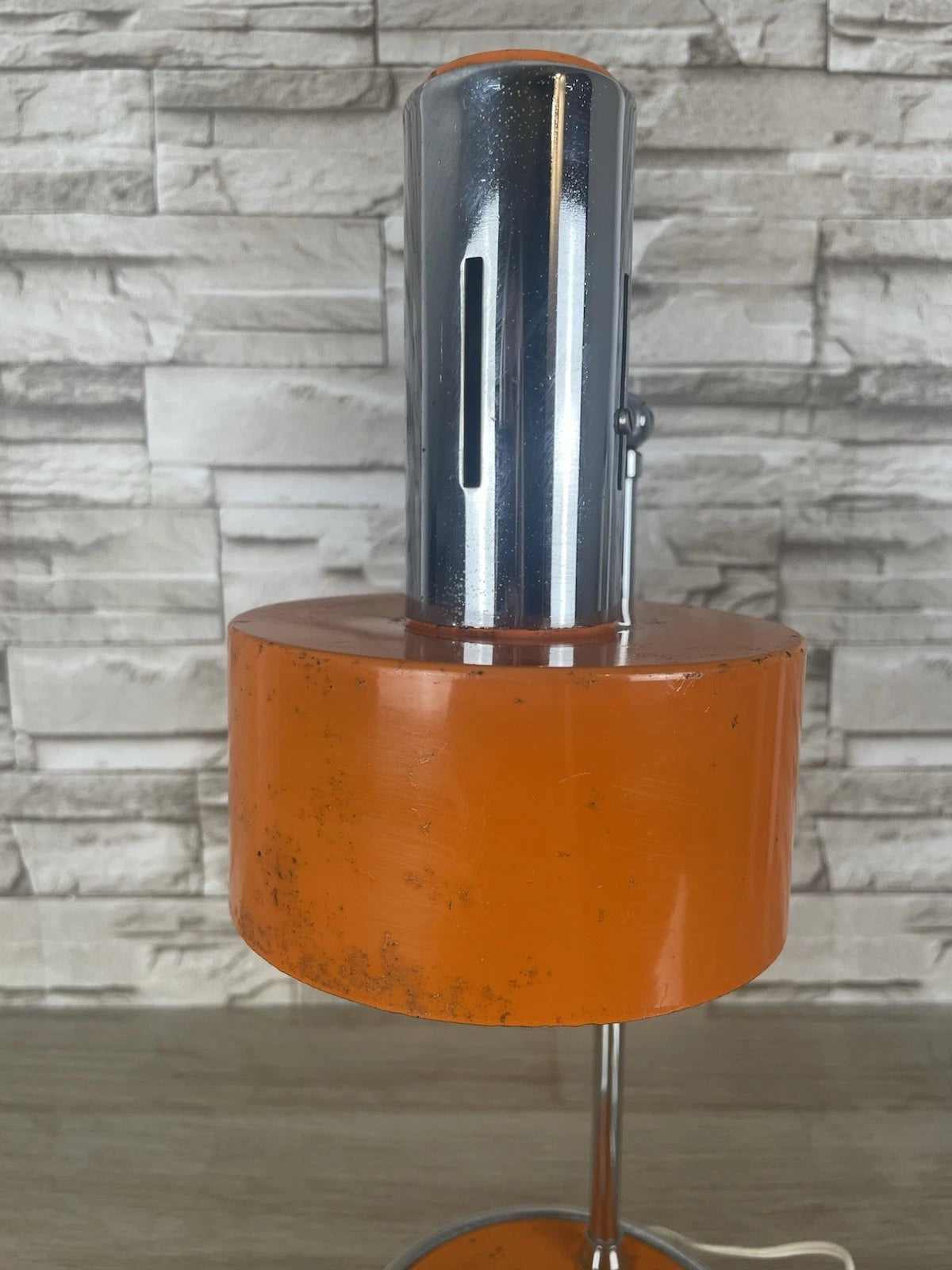 Lampada Da Tavolo Mid Century Vintage Anni 70 Arancione E Cromato Snodabile