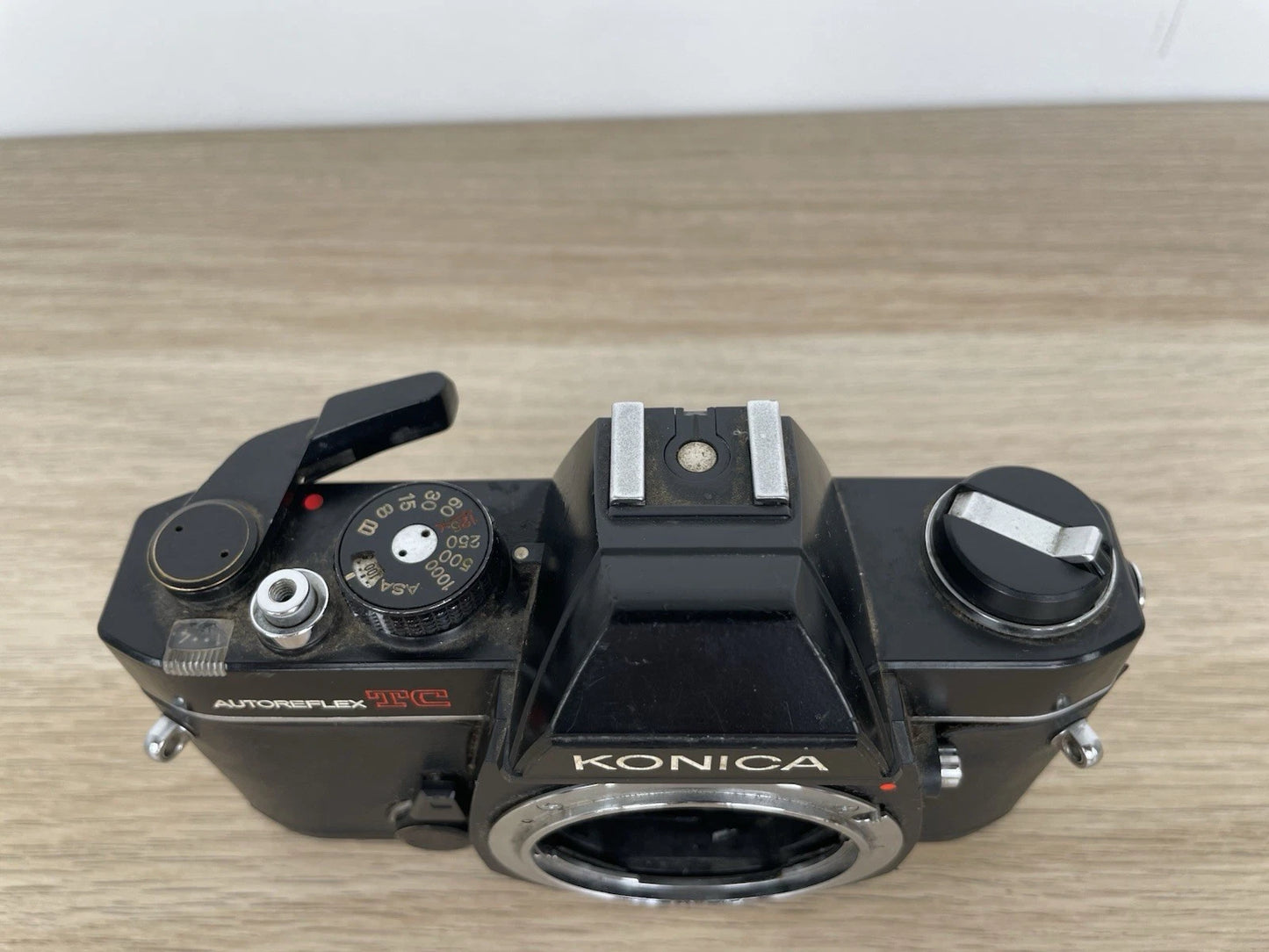 Fotocamera Analogica Konica Autoreflex TC Solo Corpo Macchina Fotografica Nero