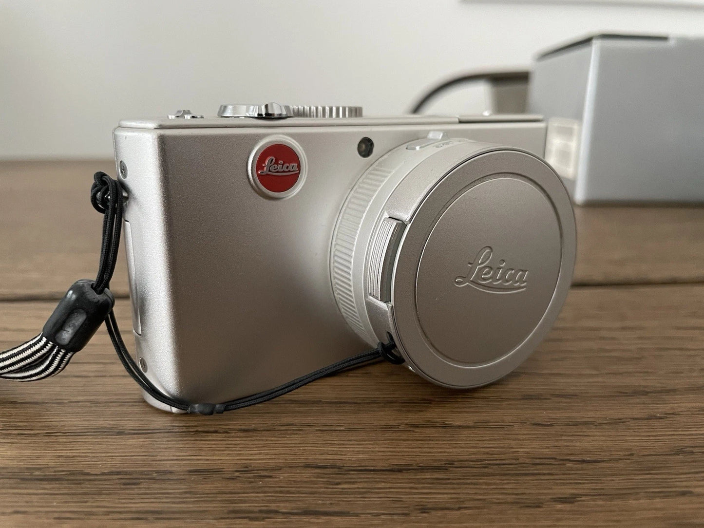 Fotocamera Digitale Leica D-LUX 2 Argento Con Scatola Accessori Cavo Libretto