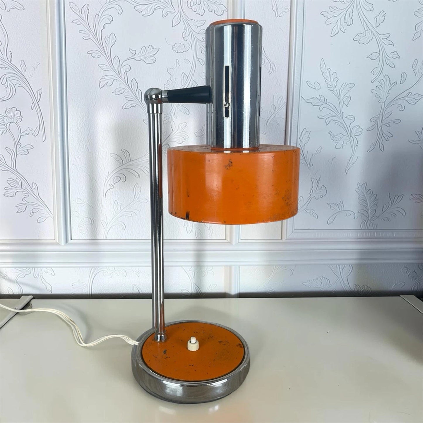 Lampada Da Tavolo Mid Century Vintage Anni 70 Arancione E Cromato Snodabile