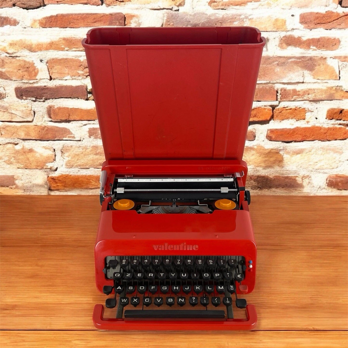 Macchina Per Scrivere Olivetti Valentine Ettore Sottsass Anni 70 MoMa NYC Rosso