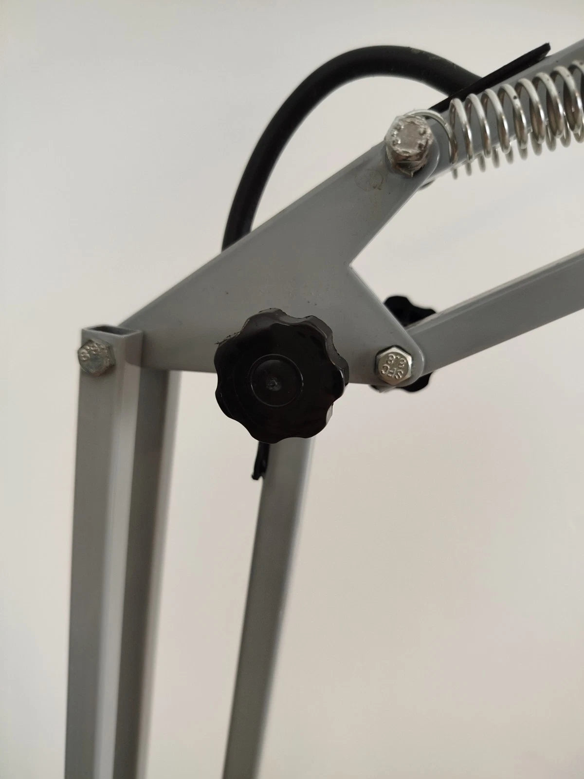 Lampada Da Tavolo Snodabile RIMSA RI e Morsetto Industriale Da Officina Vintage