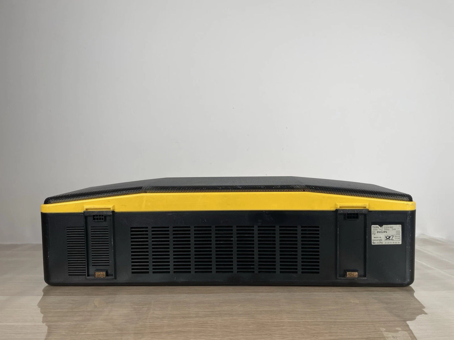 Boombox Radio Philips Double Deck Stereo Radio Cassette Recorder D8304 Gialla