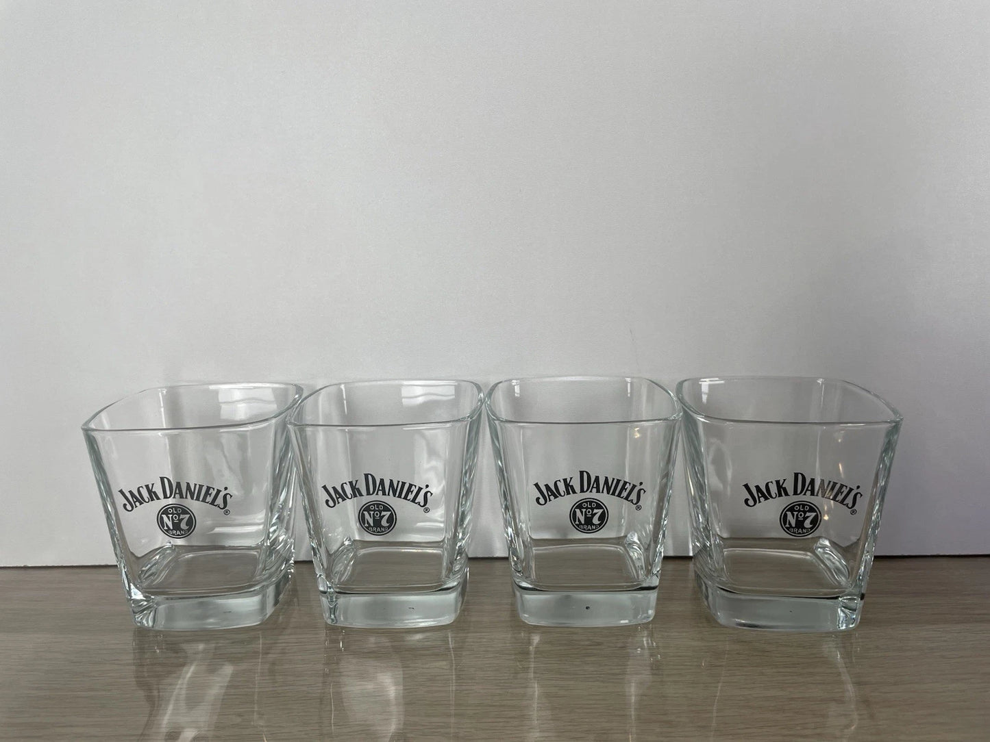 Servizio Da 4 Bicchieri Da Whisky Jack Daniel's Old N7 In Vetro Promozionali