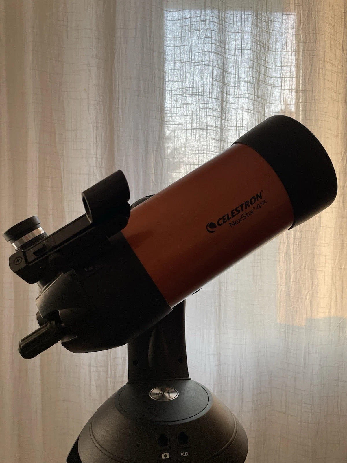 Telescopio Celestron NexStar 4Se USA Luna Stelle Pianeti Arancione E Treppiede