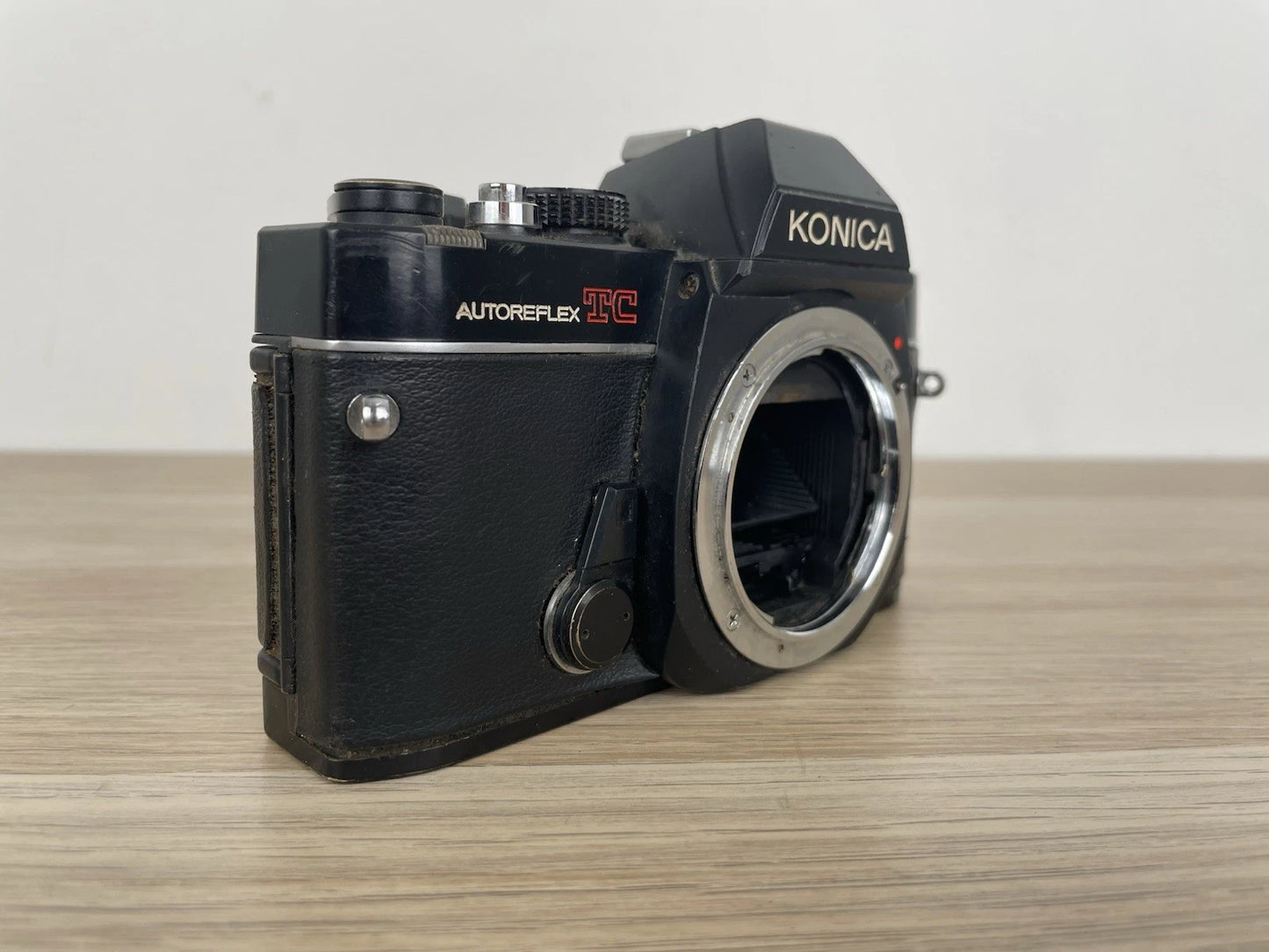 Fotocamera Analogica Konica Autoreflex TC Solo Corpo Macchina Fotografica Nero