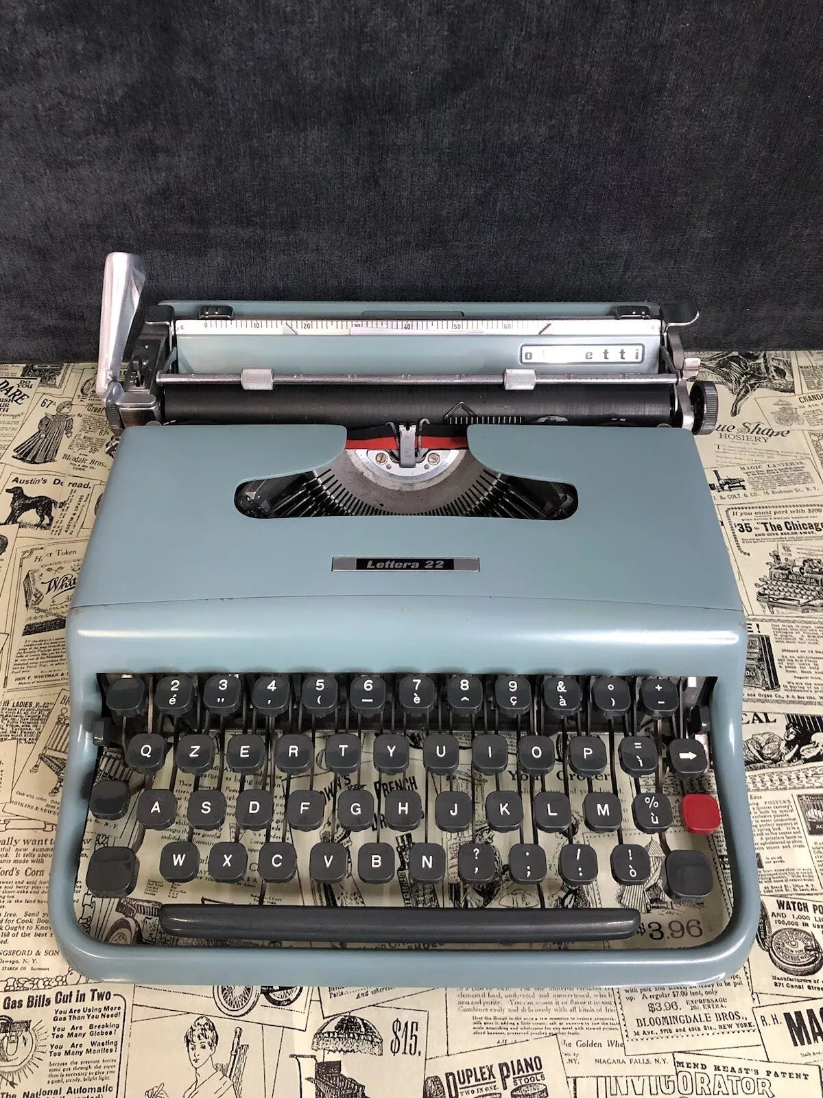 Macchina Da Scrivere Olivetti Lettera 22 Vintage Epoca Anni ‘50 Azzurro