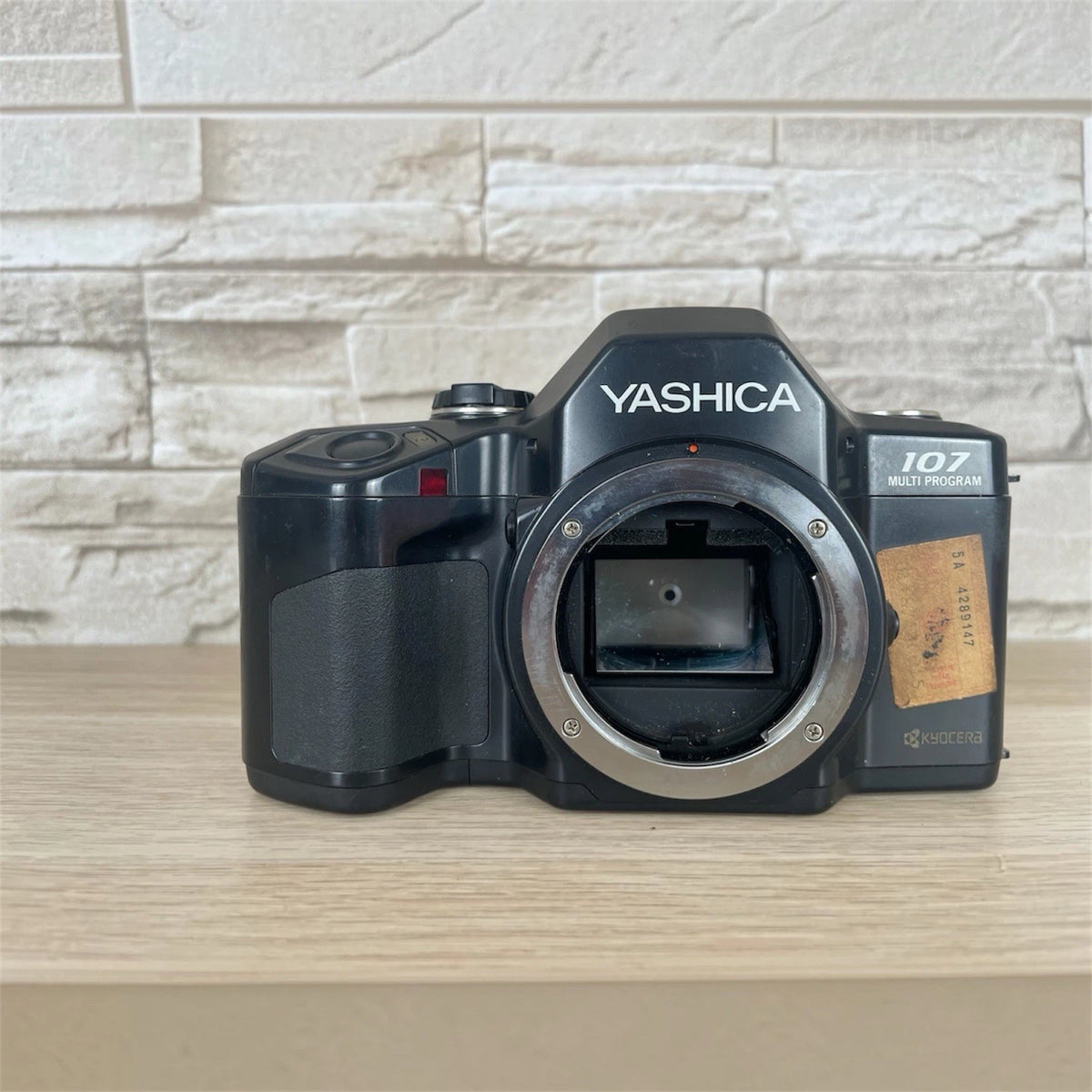 Fotocamera Analogica Yashica Reflex 107 Multi Program Corpo Macchina Per Ricambi