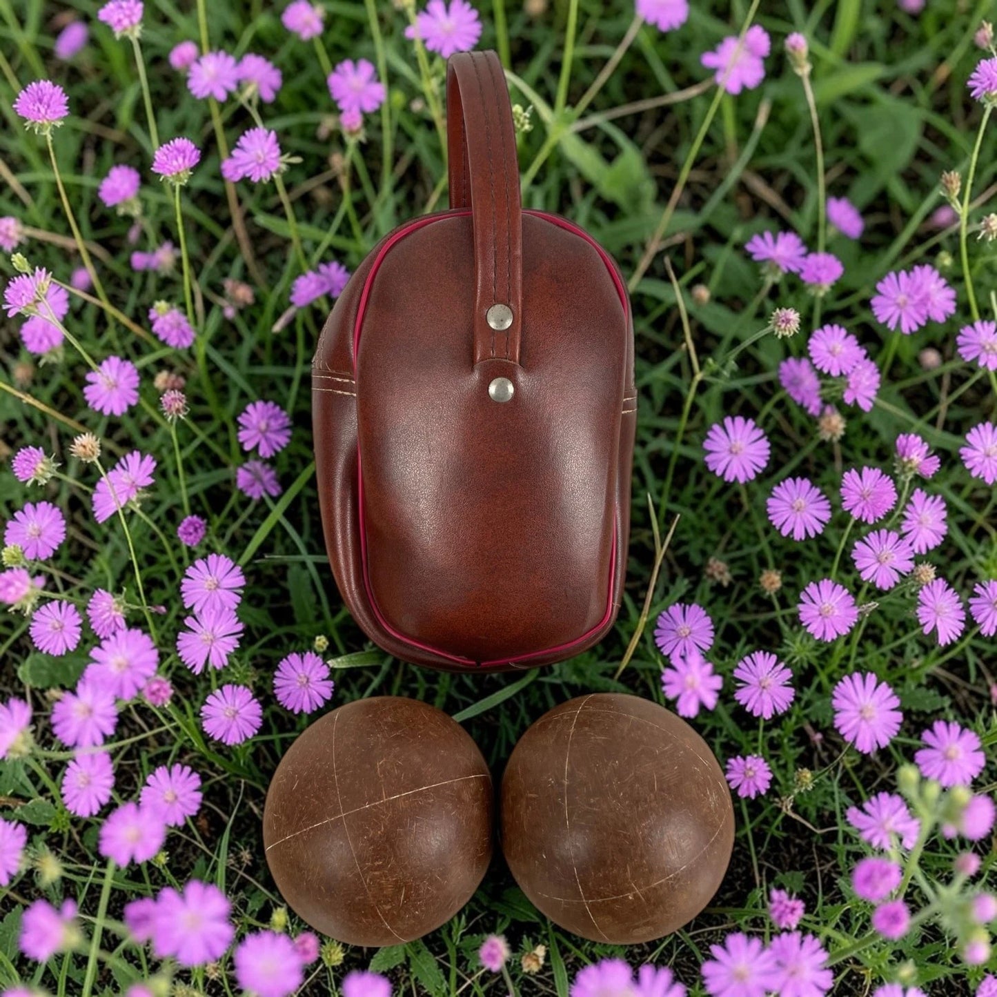 Set 2 Bocce Da Gioco Professionali Vintage Con Custodia Marrone In Pelle E Pezza