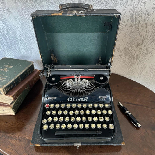 Antica Macchina Per Scrivere Portatile Oliver Vintage Epoca Anni 30 Colore Nero