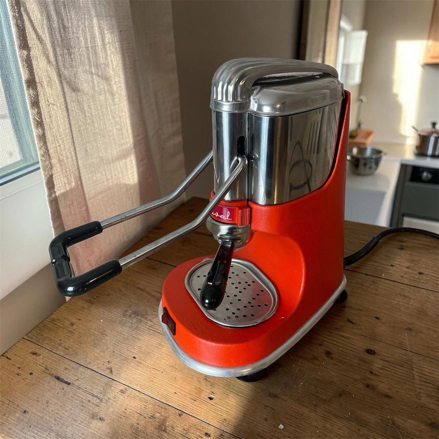 Macchina Per Caffè Caravel Arrarex Arancio Vintage A Leva Con Cavo Per Macinato