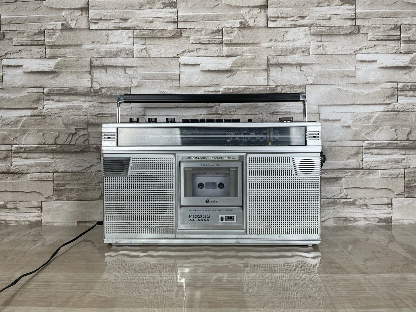 Boombox Ghettoblaster Sharp GF-6060 Stereo Cassette Deck Radio AM FM Argento
