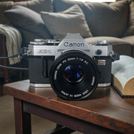 Fotocamera Canon AE-1 35mm SLR Film Camera Obiettivo 50mm Custodia +Battery Pack