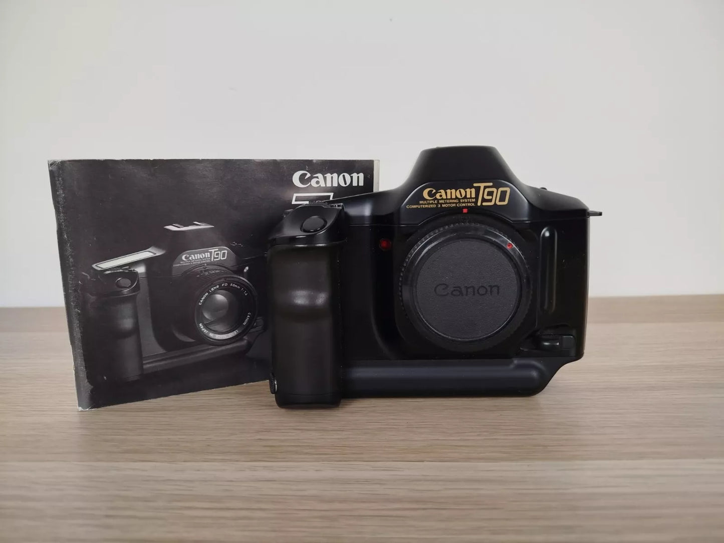 Fotocamera Analogica Canon T90 35mm SLR Nero Corpo Macchina E Manuale A Batterie
