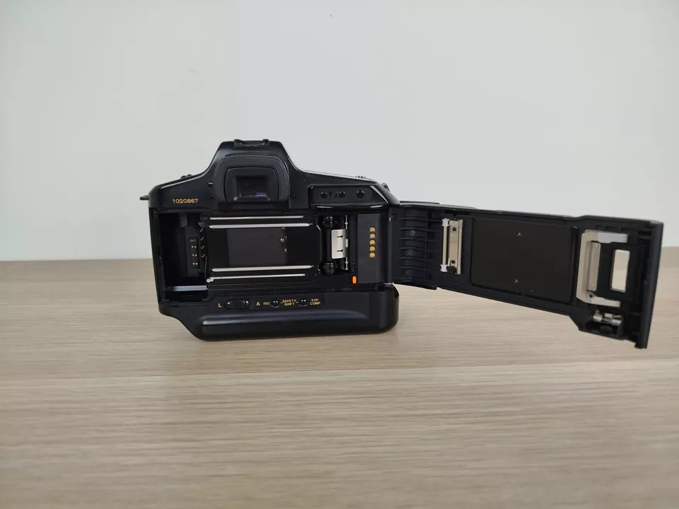 Fotocamera Analogica Canon T90 35mm SLR Nero Corpo Macchina E Manuale A Batterie