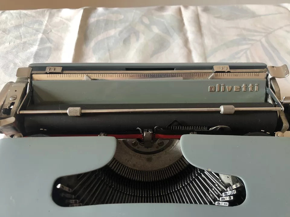 Macchina Da Scrivere Olivetti Lettera 22 PRIMA SERIE 934810 Targa In Metallo