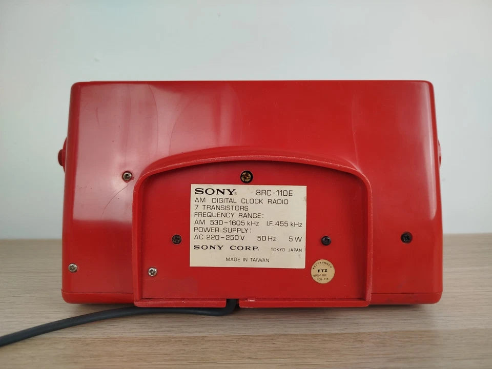 Radio Sveglia Orologio Sony Solid State Digimatic 8RC-110E Vintage Epoca Rossa