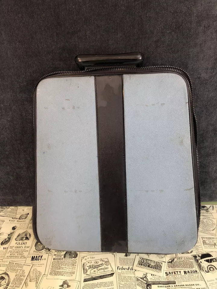Macchina Da Scrivere Olivetti Lettera 32 Vintage Epoca Con Custodia Funzionante