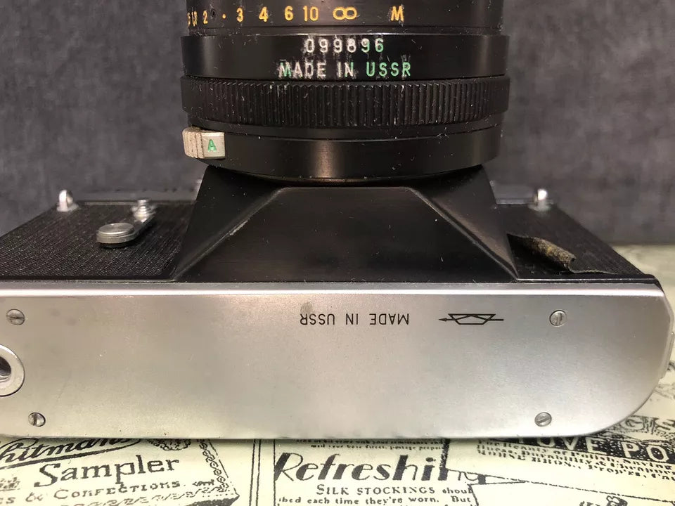 Fotocamera Analogica Zenit EM URSS Vintage Anni 80 Reflex 35mm Obiettivo Helios