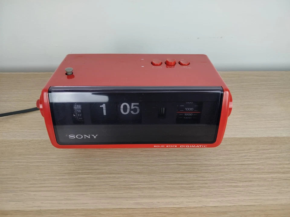 Radio Sveglia Orologio Sony Solid State Digimatic 8RC-110E Vintage Epoca Rossa