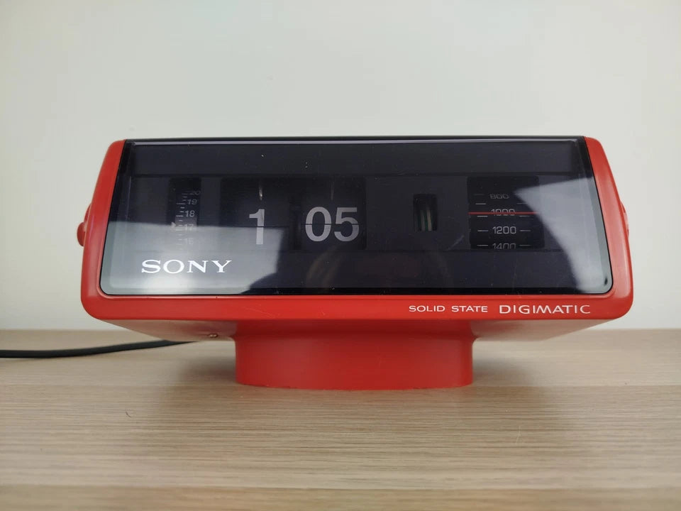 Radio Sveglia Orologio Sony Solid State Digimatic 8RC-110E Vintage Epoca Rossa