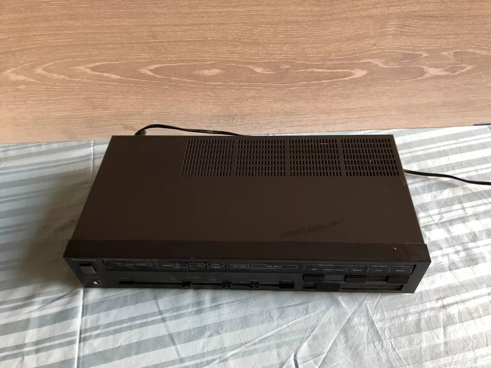 Amplificatore Technics SU-300 Stereo Integrated Amplifier Hi-fi Giappone 160W
