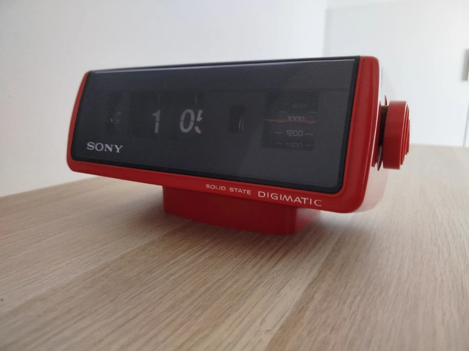 Radio Sveglia Orologio Sony Solid State Digimatic 8RC-110E Vintage Epoca Rossa