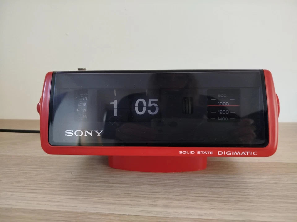 Radio Sveglia Orologio Sony Solid State Digimatic 8RC-110E Vintage Epoca Rossa