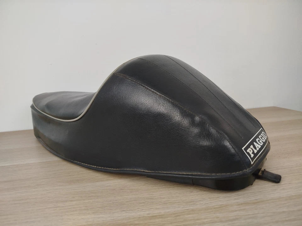 Sella Gobba Monoposto Piaggio Vespa 50 V5A SIP 121014 Vintage Epoca Pelle Nera