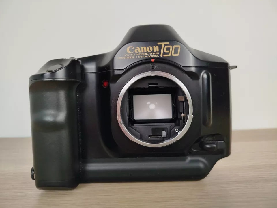 Fotocamera Analogica Canon T90 35mm SLR Nero Corpo Macchina E Manuale A Batterie