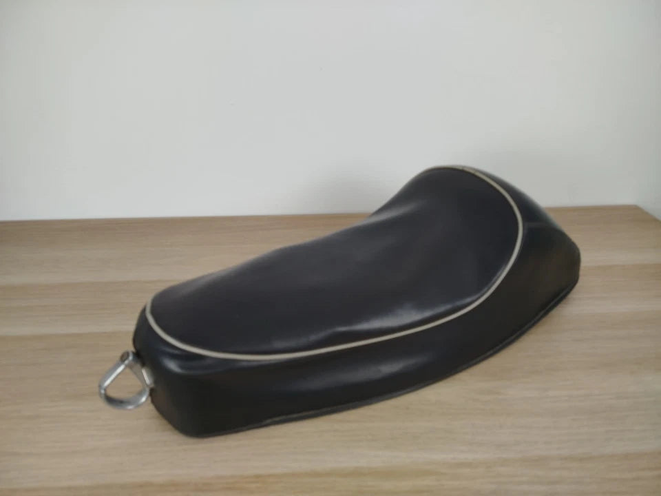 Sella Gobba Monoposto Piaggio Vespa 50 V5A SIP 121014 Vintage Epoca Pelle Nera