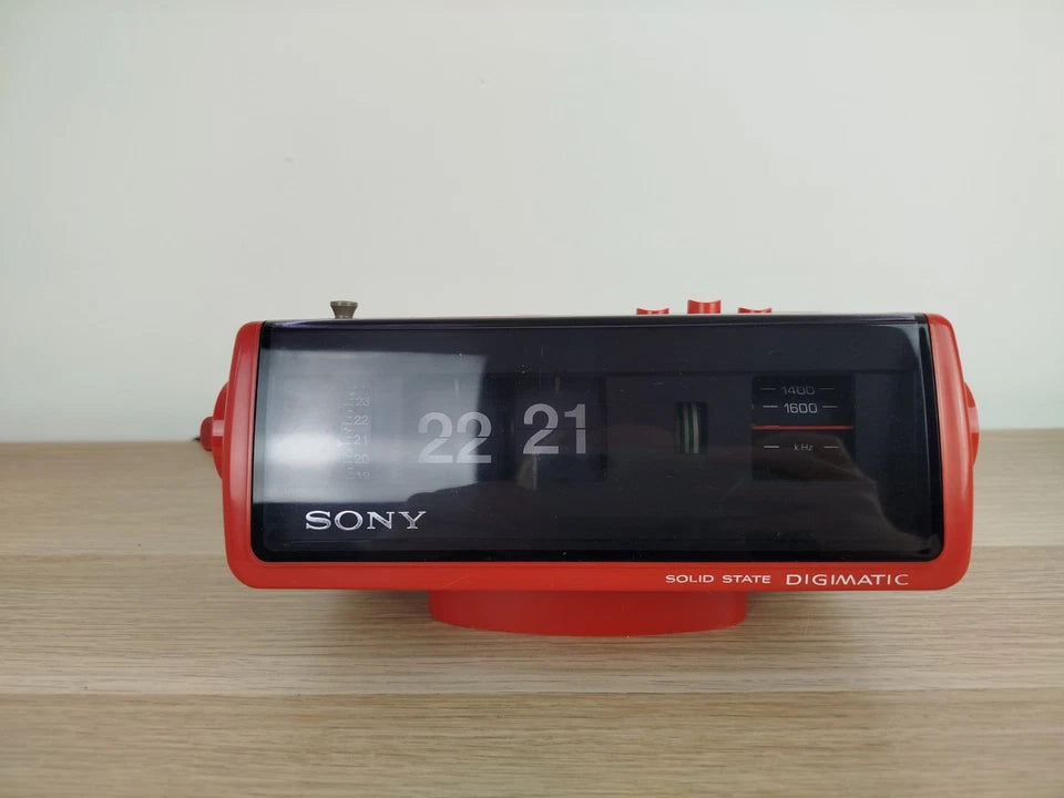 Radio Sveglia Orologio Sony Solid State Digimatic 8RC-110E Vintage Epoca Rossa