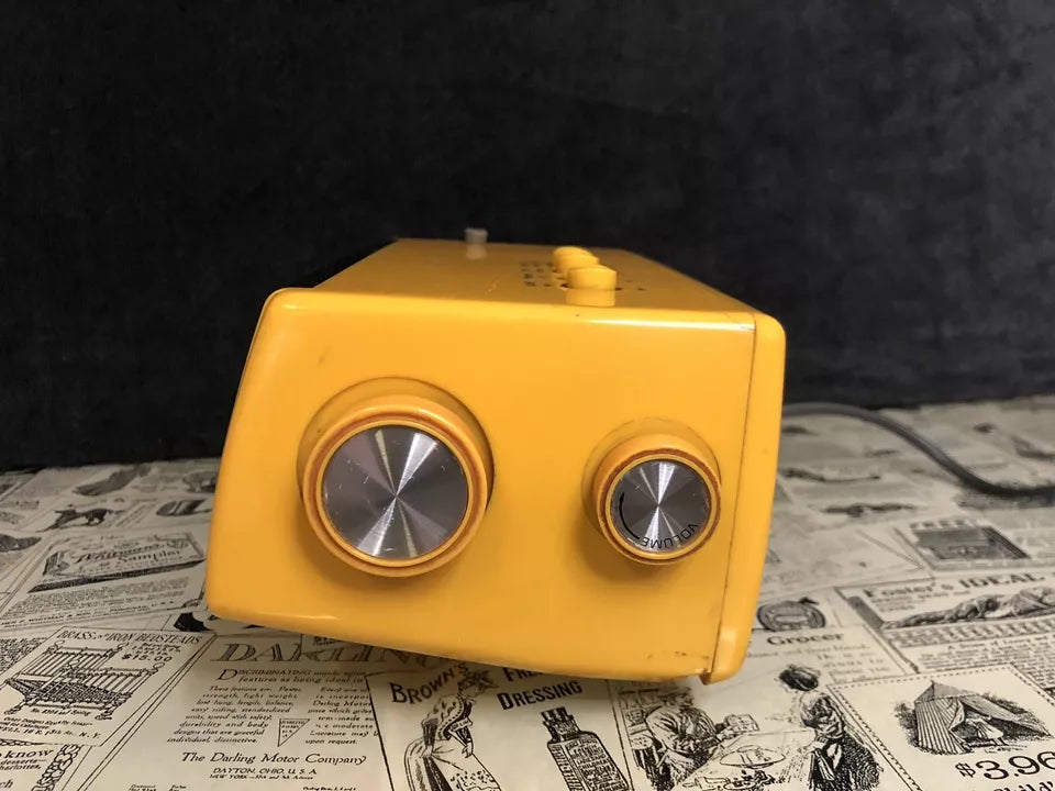 Radio Sveglia Orologio Sony Solid State Digimatic 8FC-100E Vintage Giallo