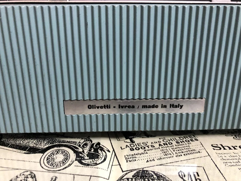 Macchina Da Scrivere Olivetti Lettera 22 Vintage Epoca Anni ‘50 Azzurro