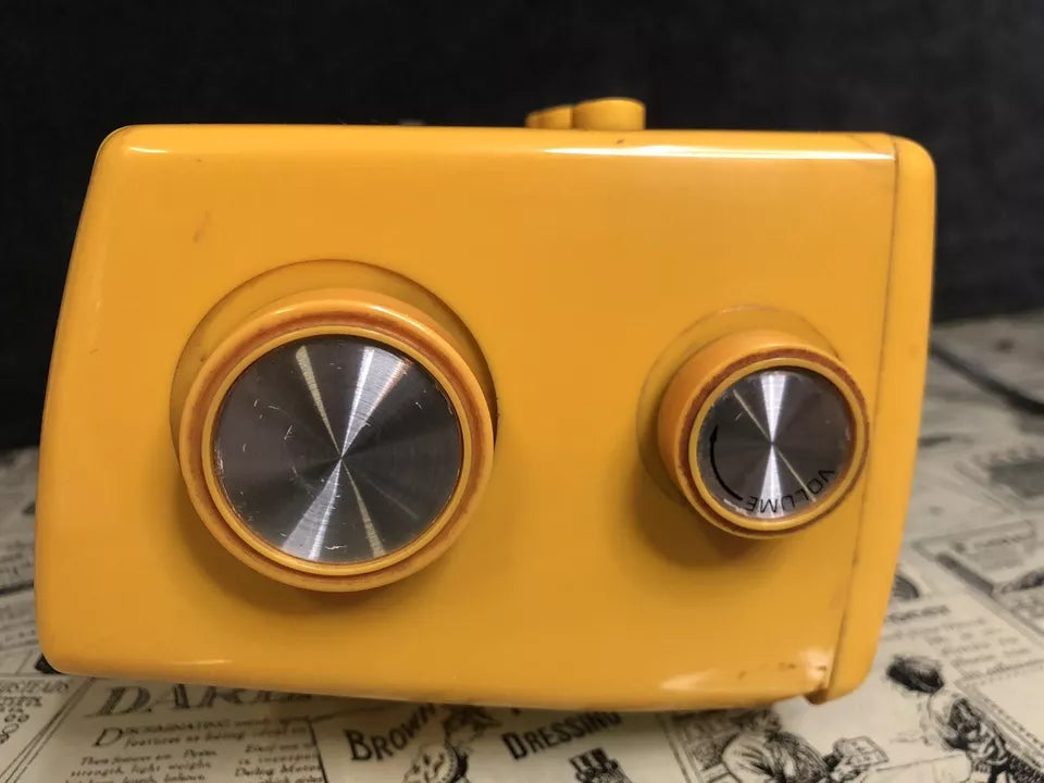 Radio Sveglia Orologio Sony Solid State Digimatic 8FC-100E Vintage Giallo