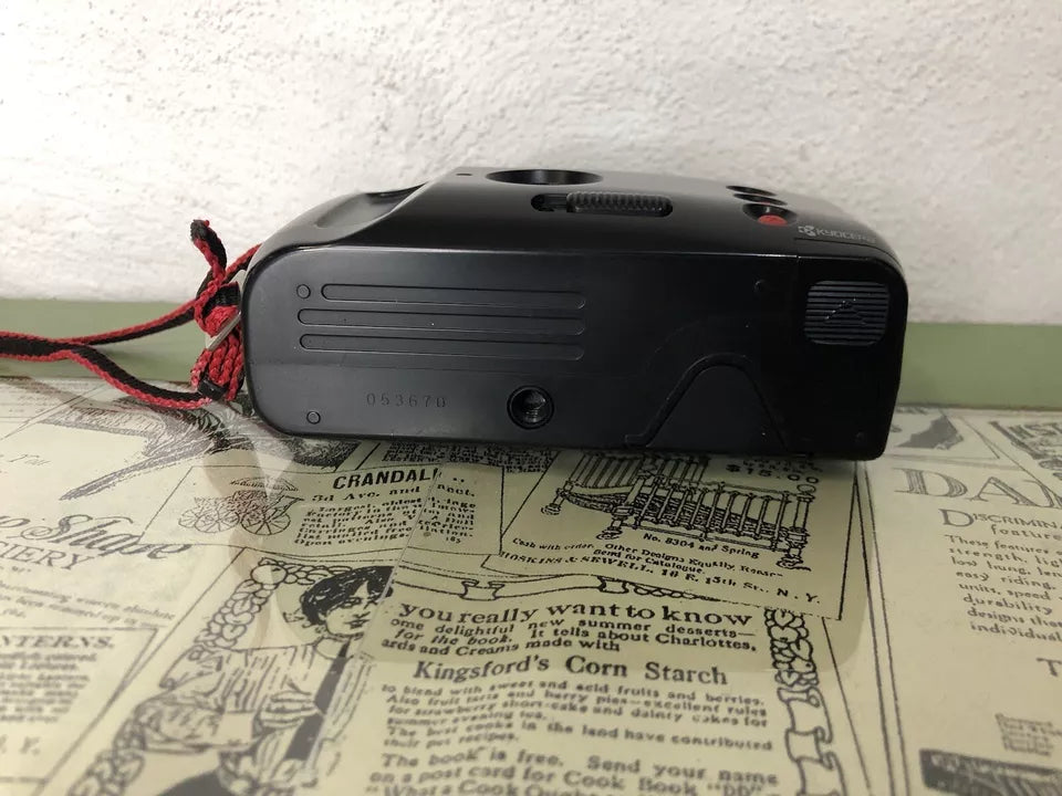 Fotocamera Analogica Yashica AF Mini 35mm Con Custodia Tracolla Colore Nero