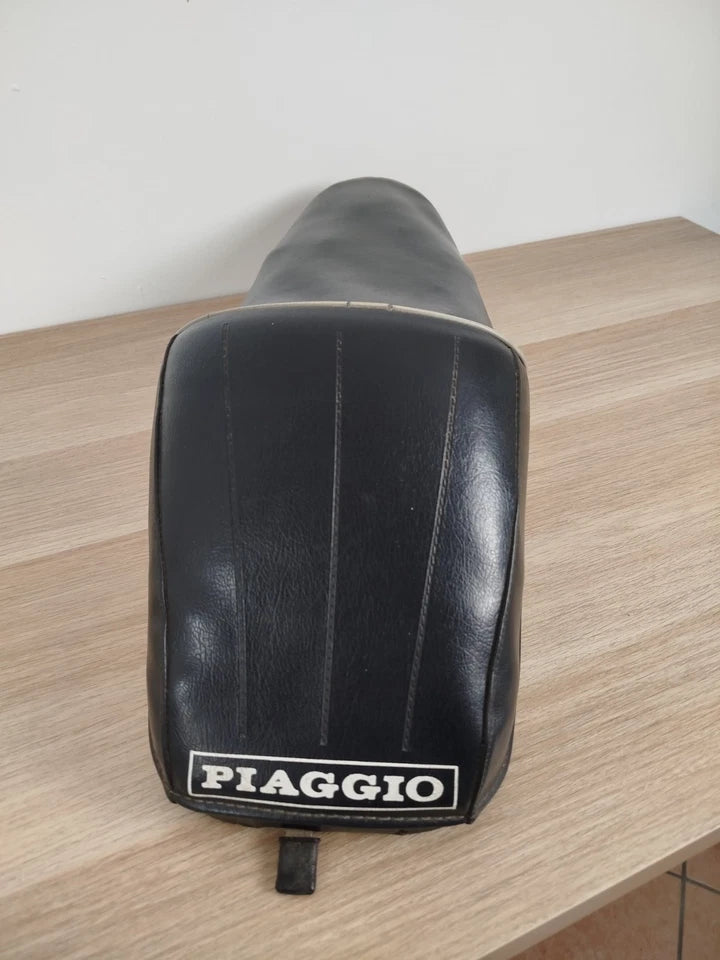 Sella Gobba Monoposto Piaggio Vespa 50 V5A SIP 121014 Vintage Epoca Pelle Nera