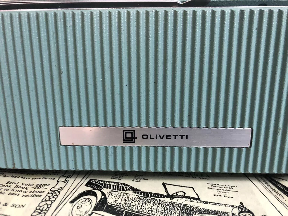Macchina Da Scrivere Olivetti Lettera 32 Vintage Epoca Con Custodia Funzionante