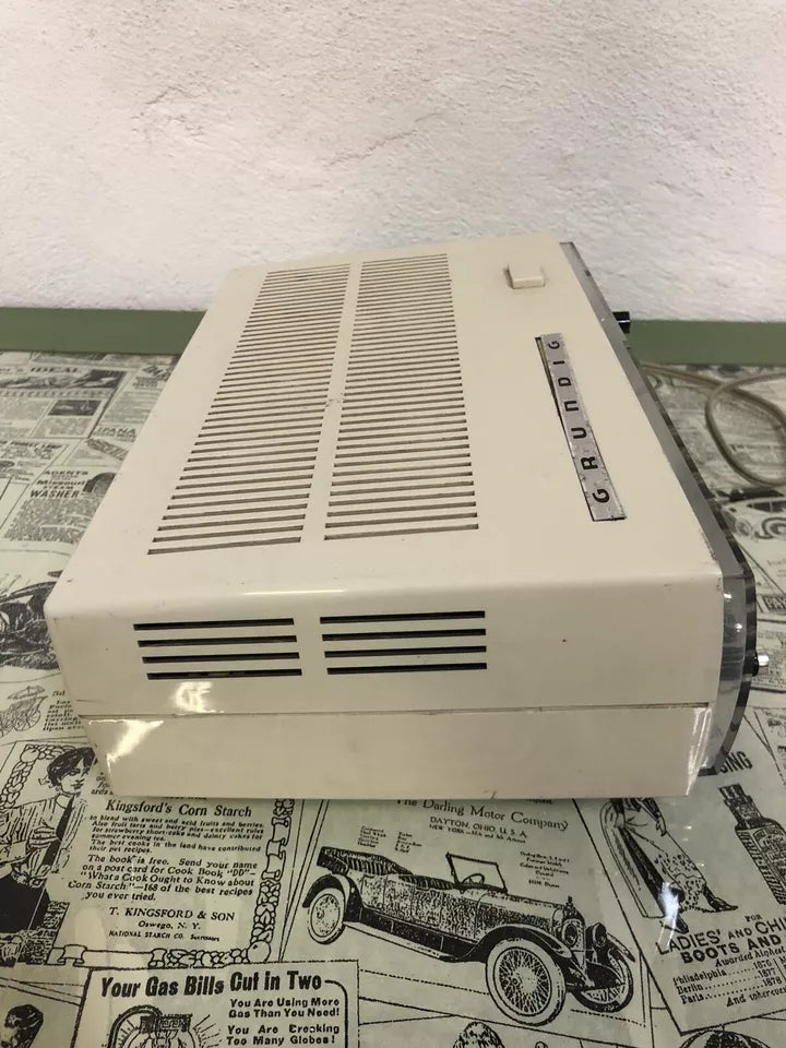 Radio Sveglia Analogica Grundig Sono Clock Bianca Vintage 70 Pezzi Di Ricambio